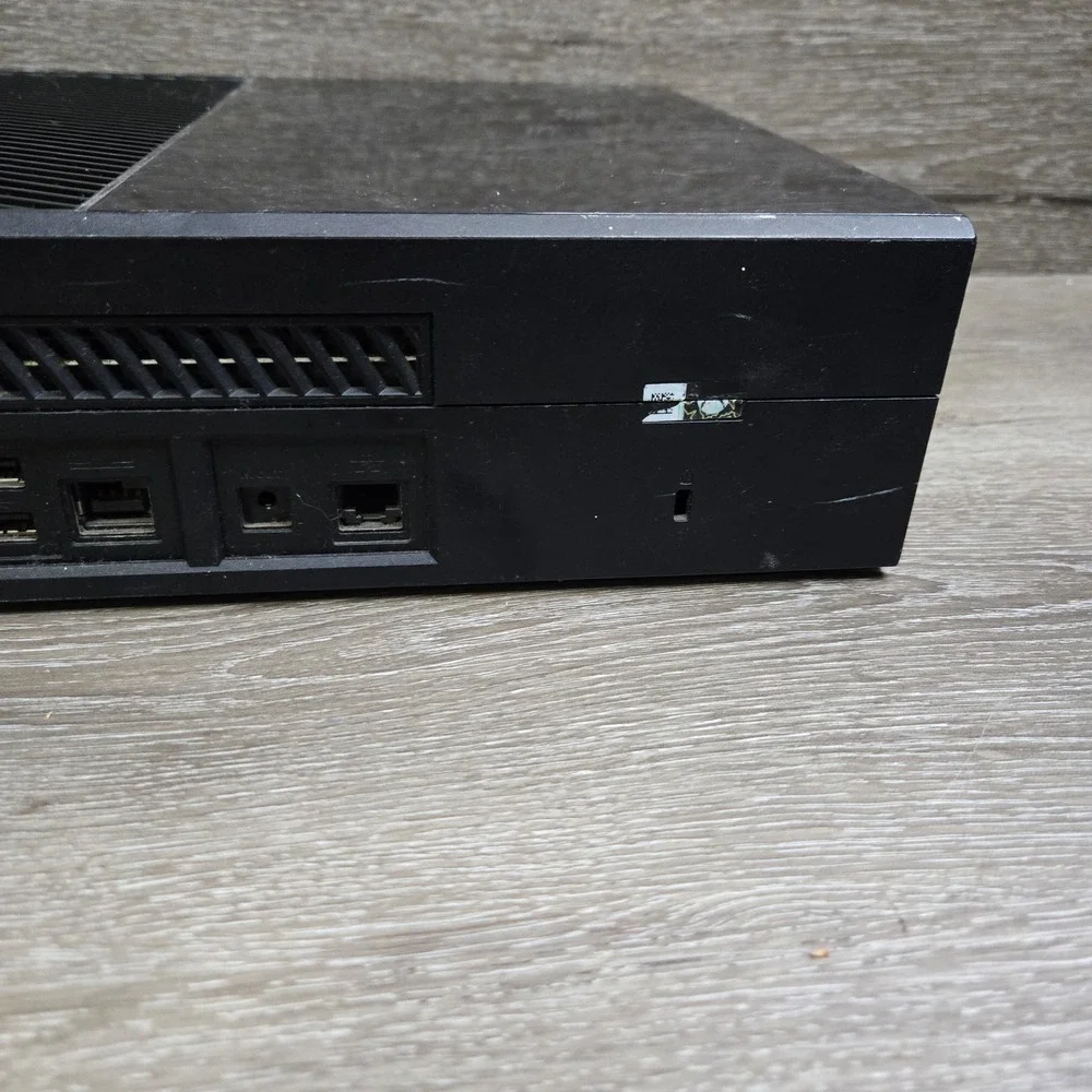 Microsoft Xbox One Console - Black For Parts Or Repair